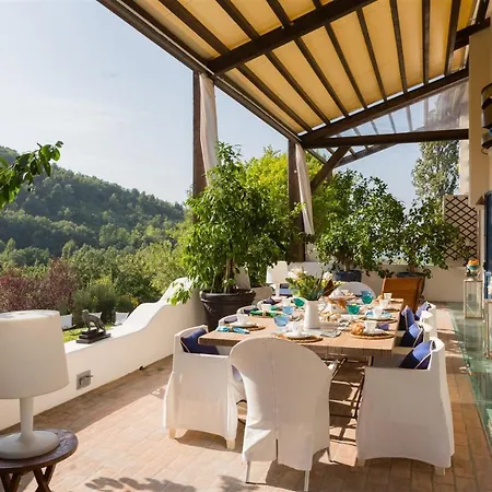 Villa Vallugola 8, Emma Villas Pesaro