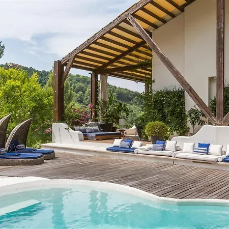 Villa Vallugola 8, Emma Villas